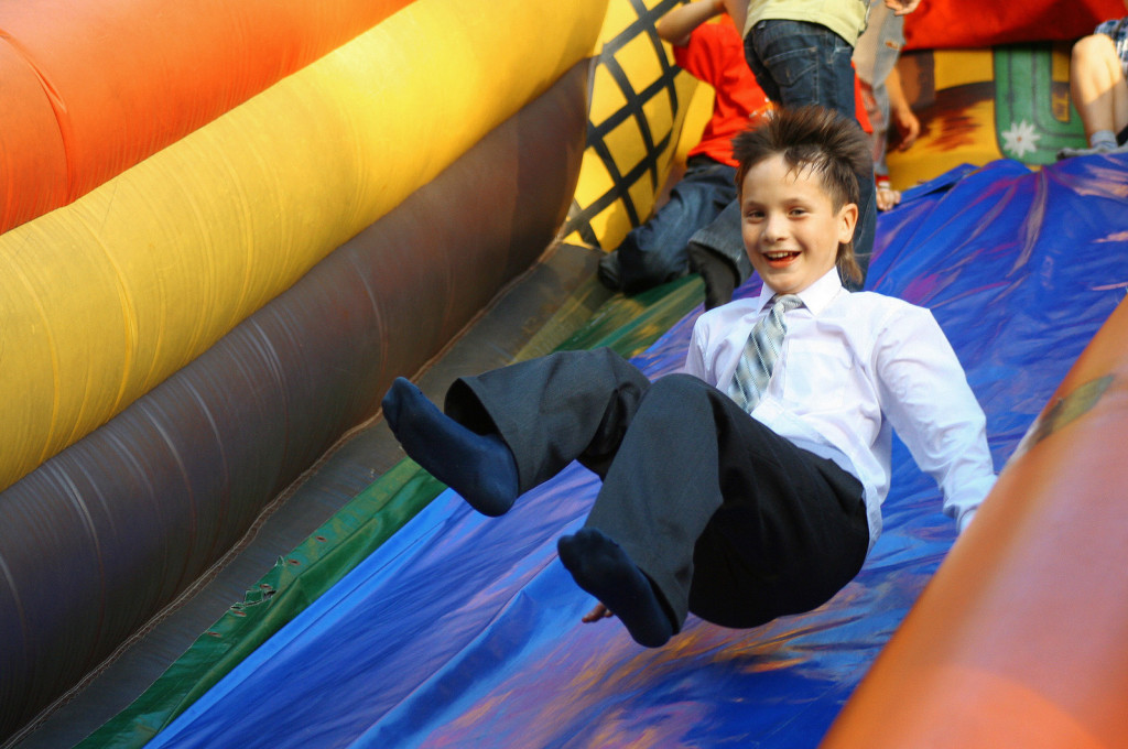 happy-kid-1435710-1599x1062